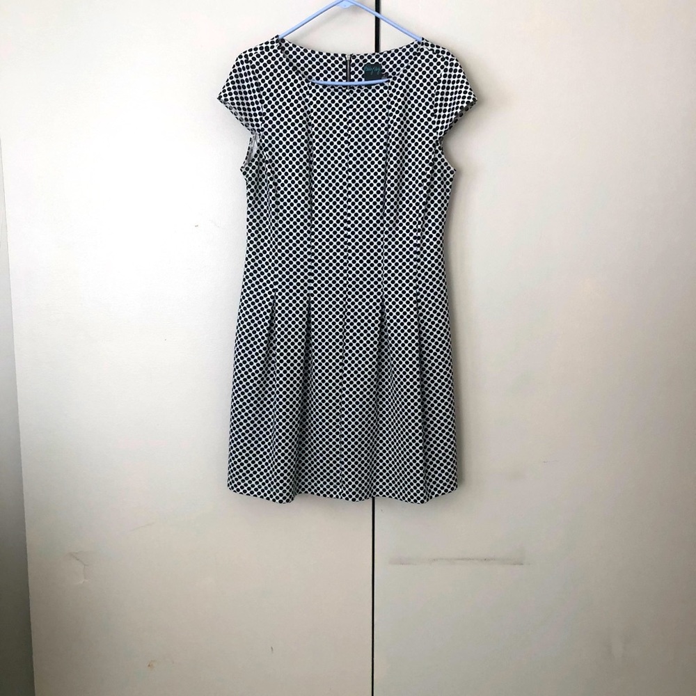 Women dress